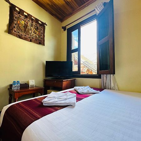 Anisa Mekong Riverside Villa Λουάνγκ Πραμπάνγκ Εξωτερικό φωτογραφία