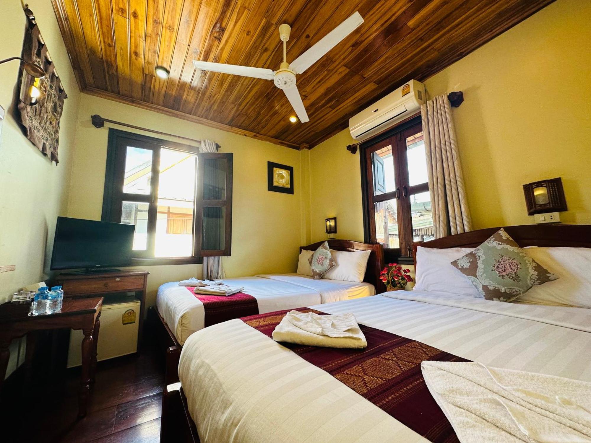 Anisa Mekong Riverside Villa Λουάνγκ Πραμπάνγκ Εξωτερικό φωτογραφία
