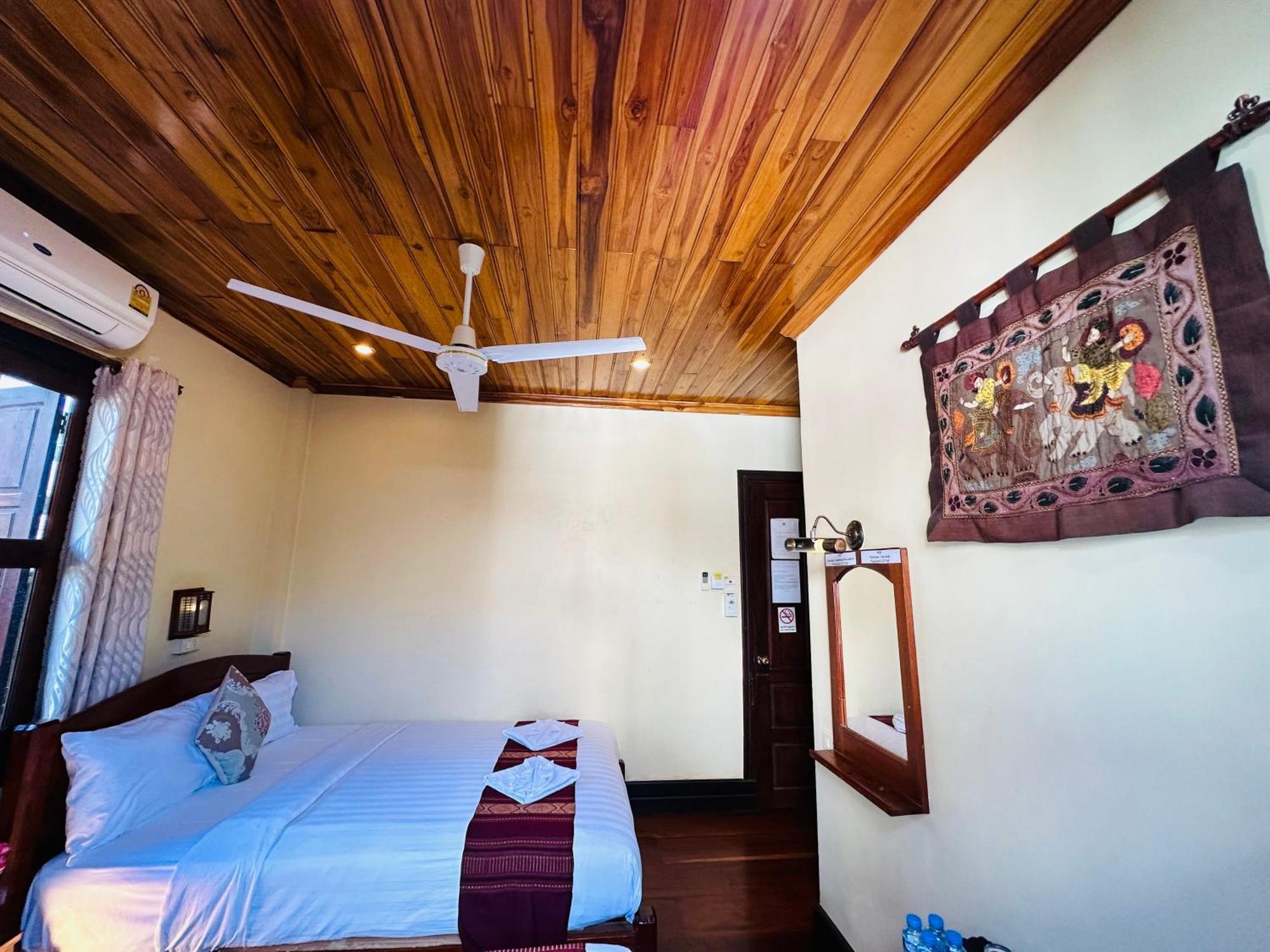 Anisa Mekong Riverside Villa Λουάνγκ Πραμπάνγκ Εξωτερικό φωτογραφία