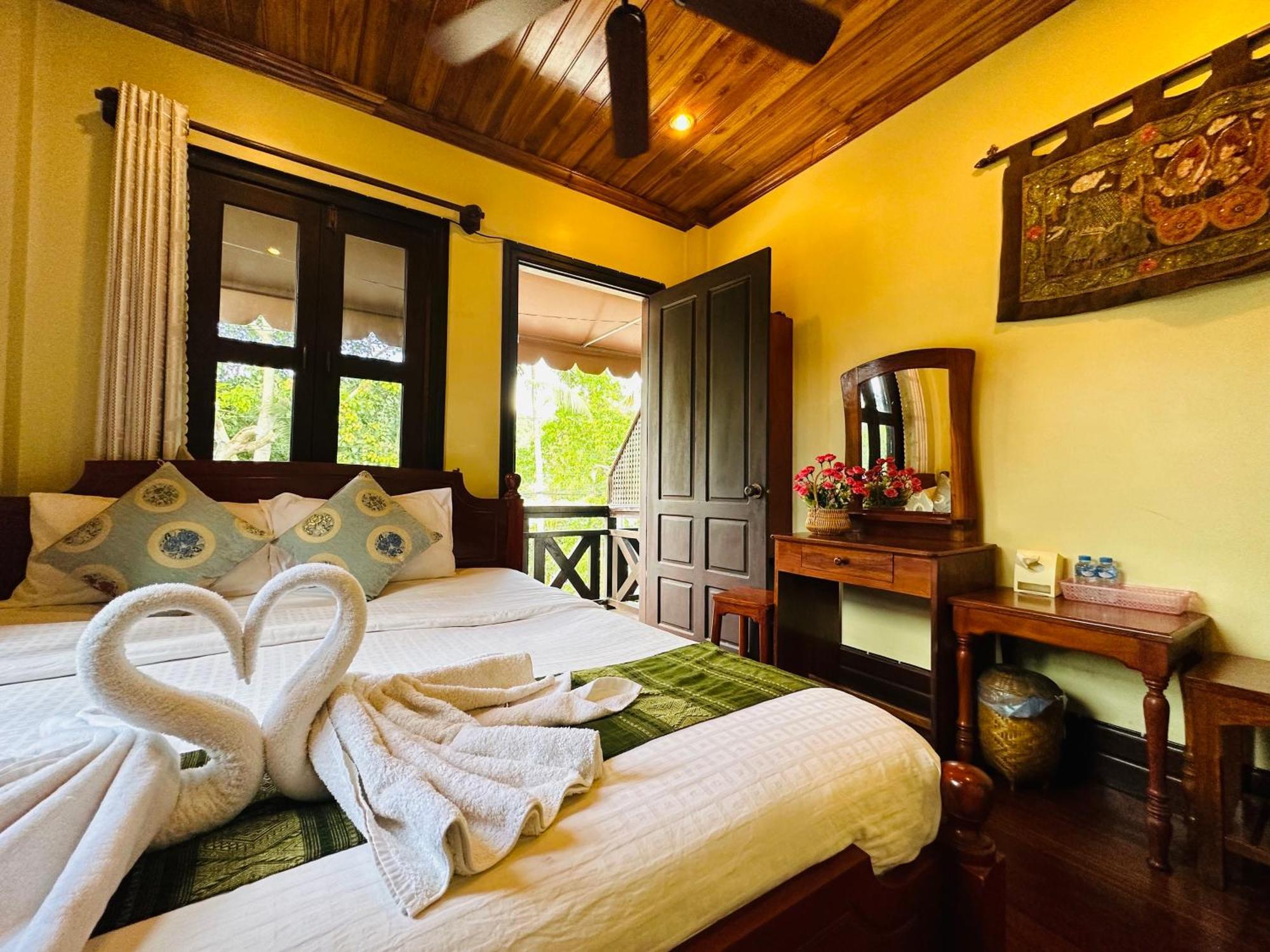 Anisa Mekong Riverside Villa Λουάνγκ Πραμπάνγκ Εξωτερικό φωτογραφία