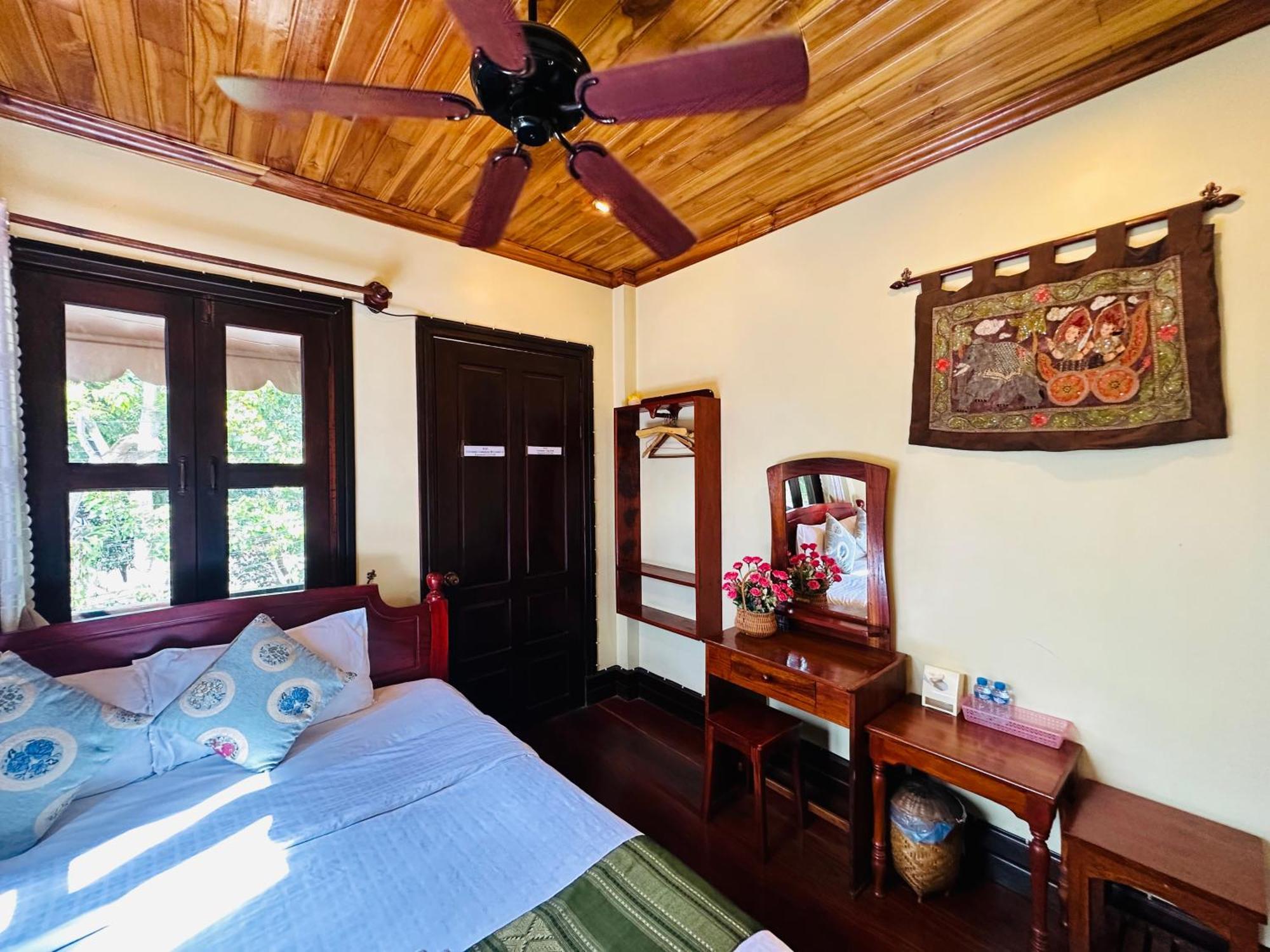 Anisa Mekong Riverside Villa Λουάνγκ Πραμπάνγκ Εξωτερικό φωτογραφία