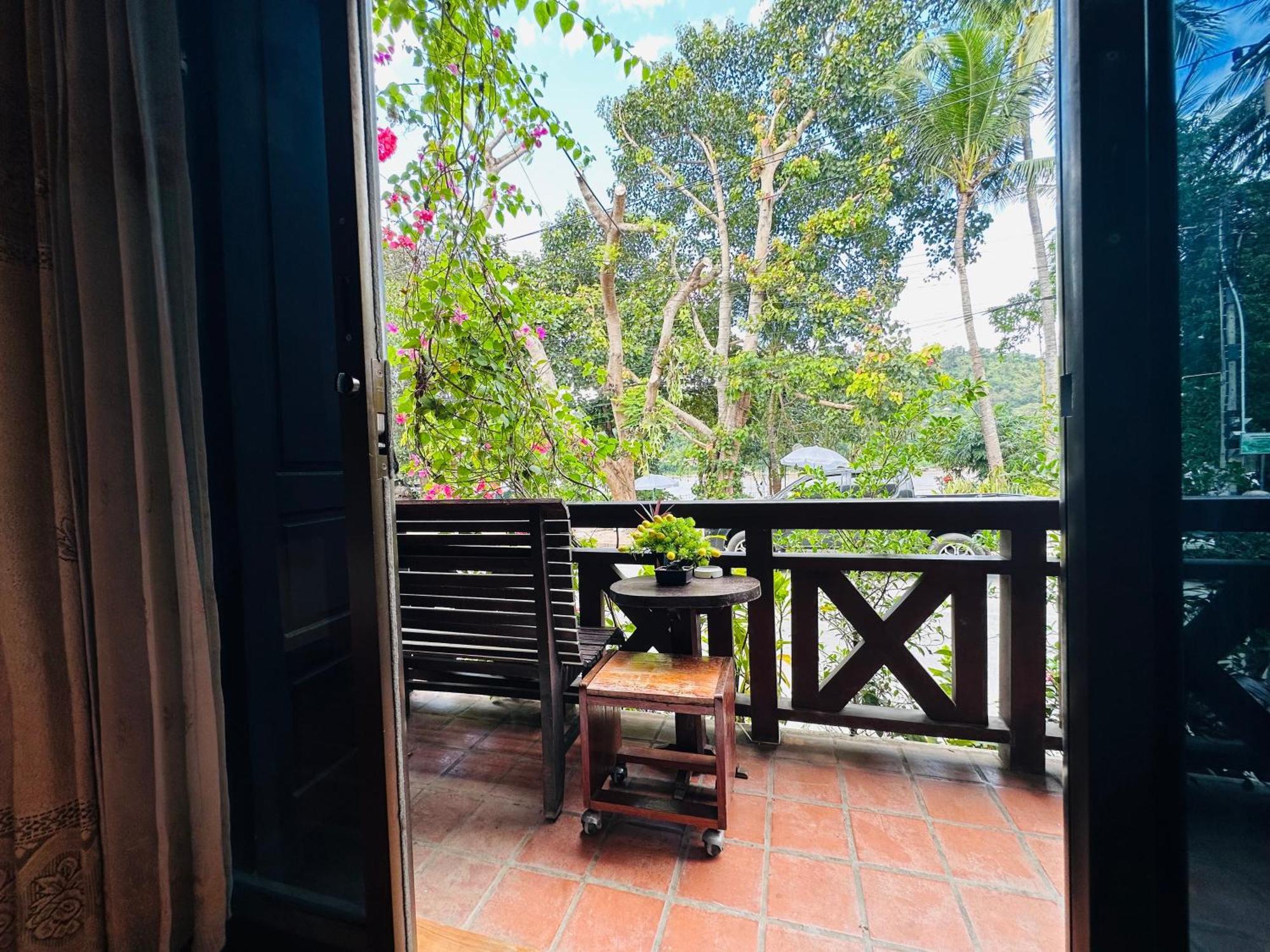 Anisa Mekong Riverside Villa Λουάνγκ Πραμπάνγκ Εξωτερικό φωτογραφία
