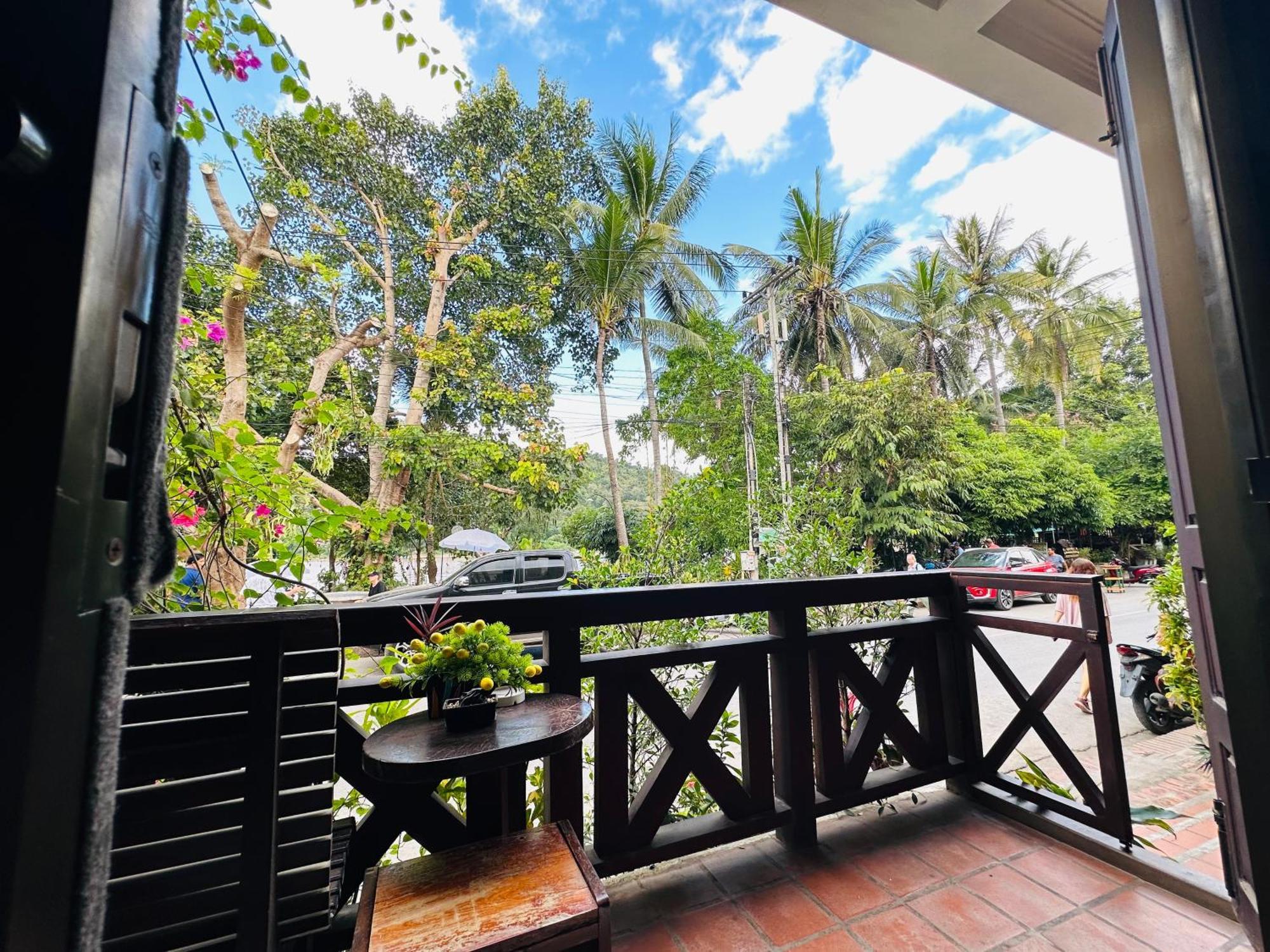 Anisa Mekong Riverside Villa Λουάνγκ Πραμπάνγκ Εξωτερικό φωτογραφία
